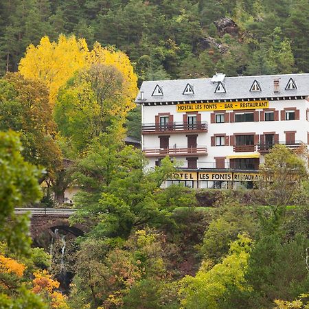Hostal Les Fonts Castellar De N'Hug Bagian luar foto